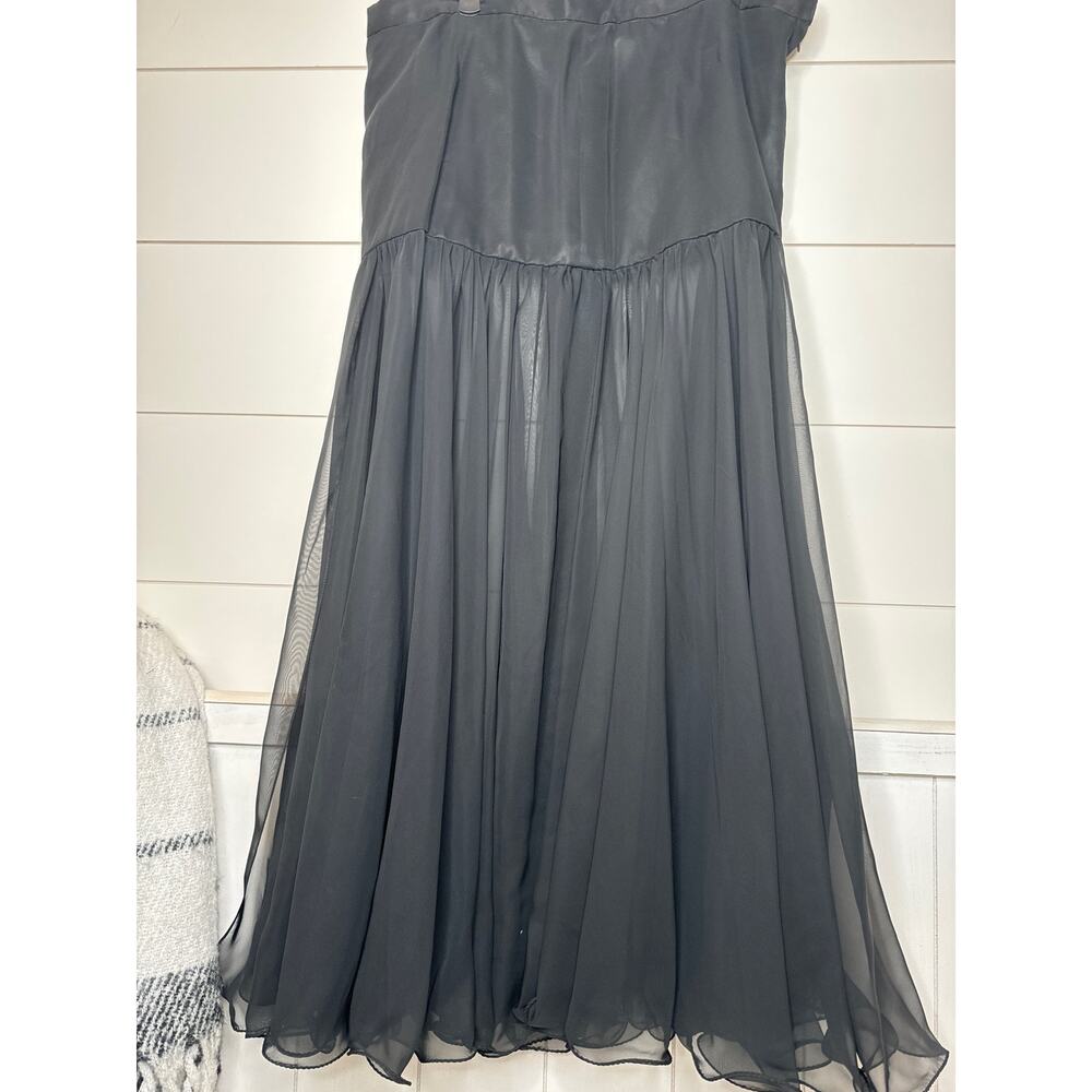 ELISSA Vintage Black Skirt, Sheer Layered Bottom Size 12, Side Zip, Pristine!